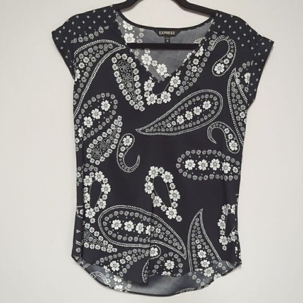 Express Black and white v neck Blouse